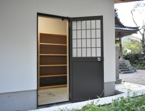 納骨堂正面